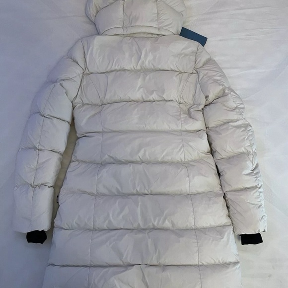 New Aritzia Supersnug Puff Mid - Picture 2 of 9